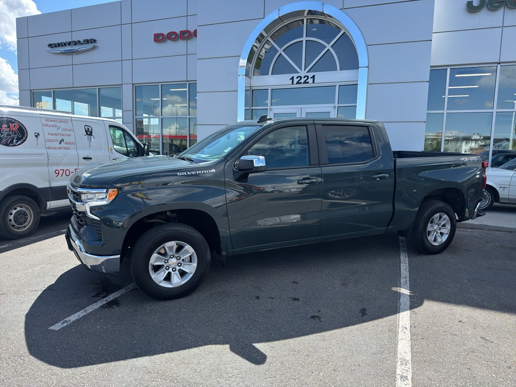 2025 Chevrolet Silverado 1500 LT