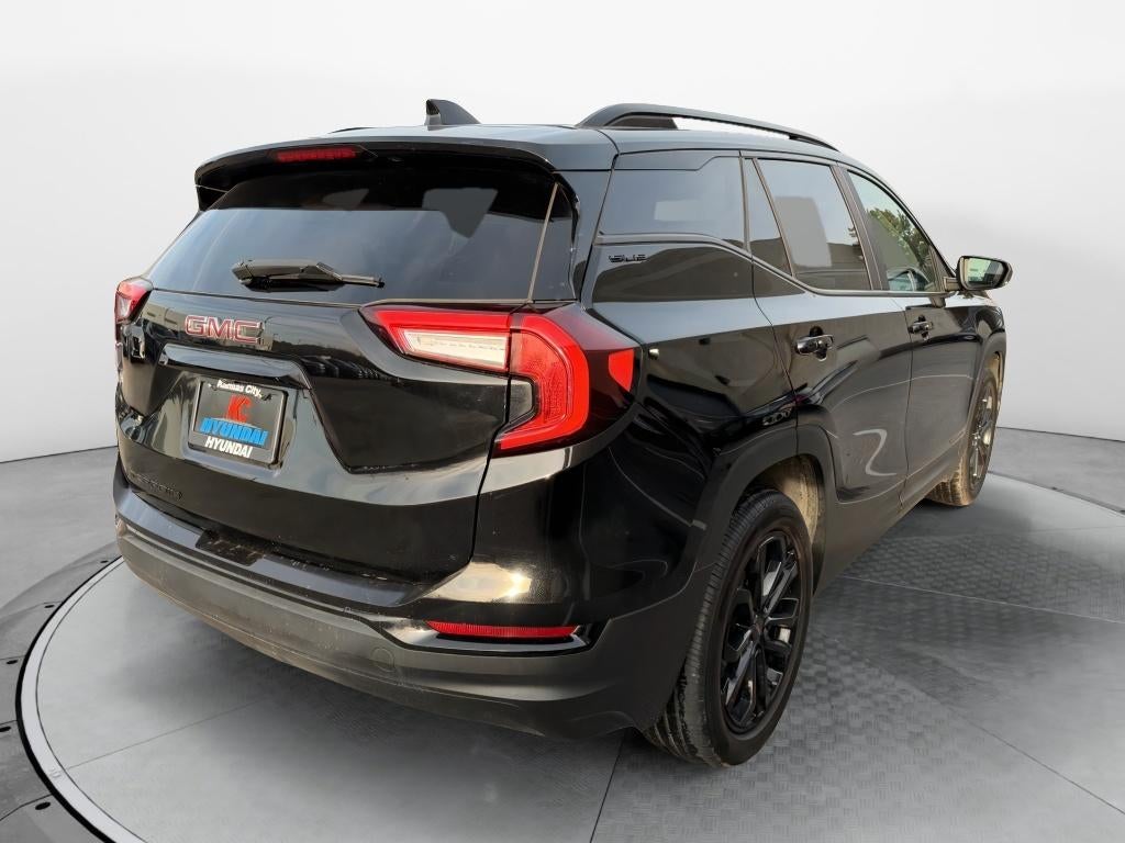 2022 GMC Terrain SLE