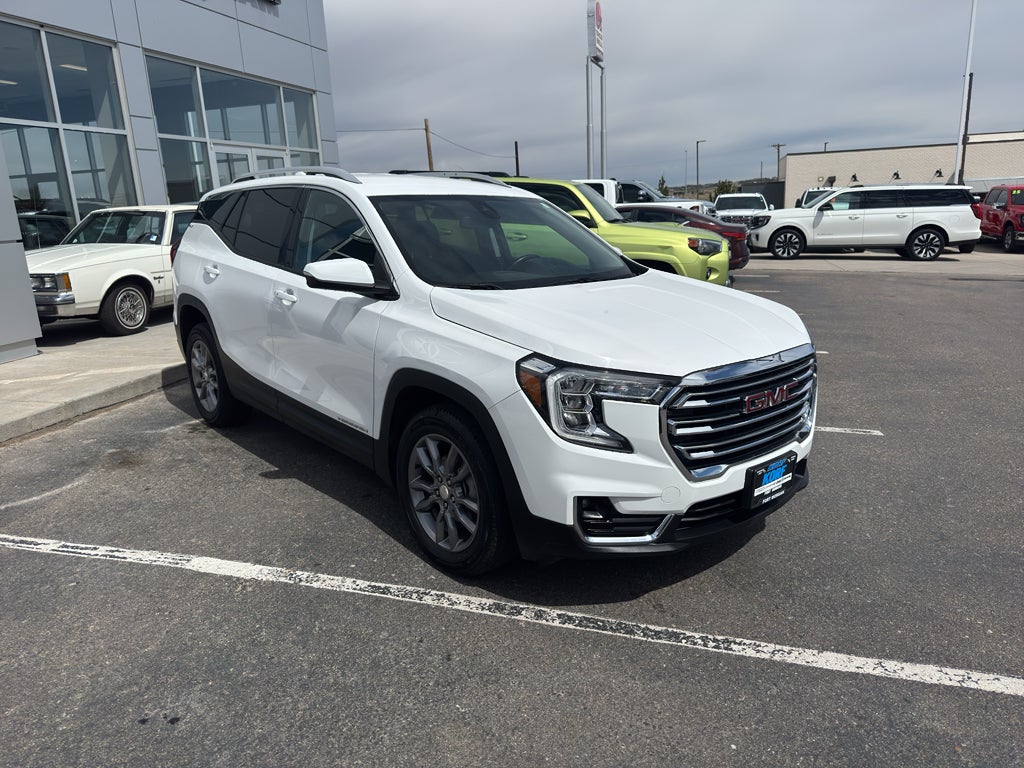 2024 GMC Terrain SLT