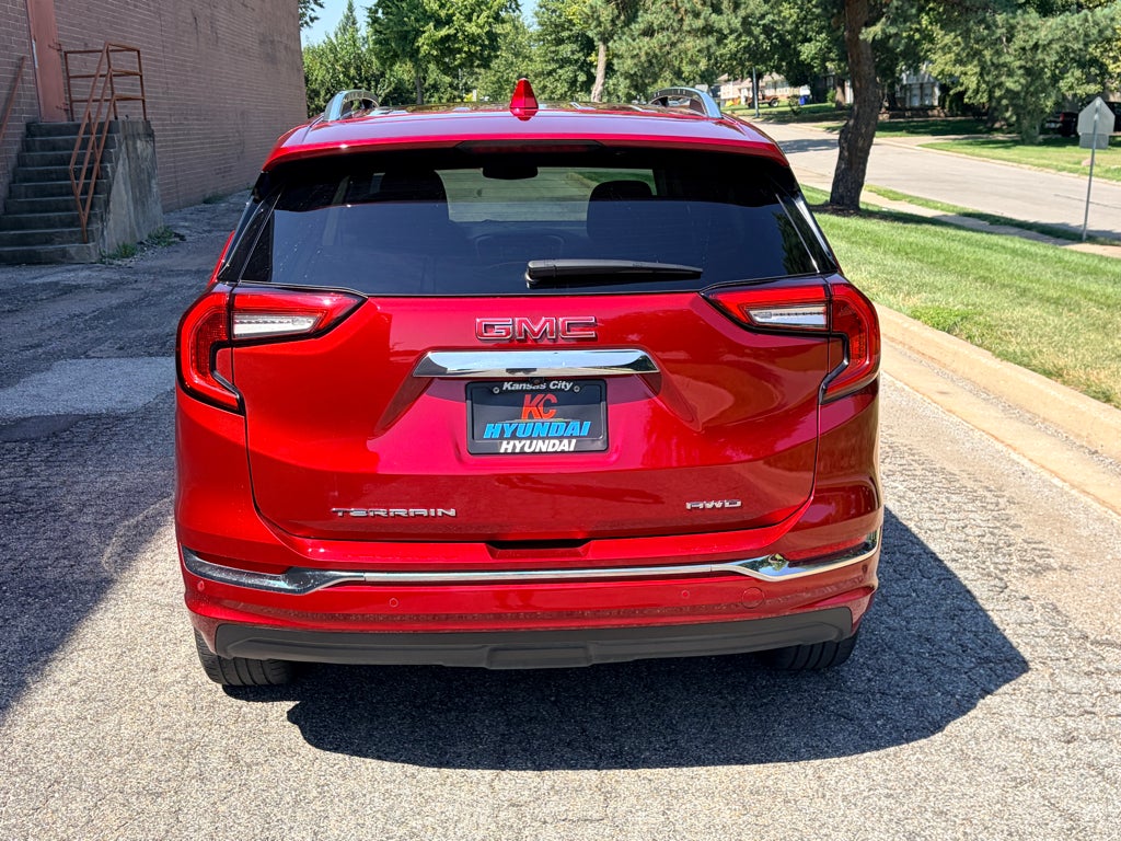 2023 GMC Terrain Denali