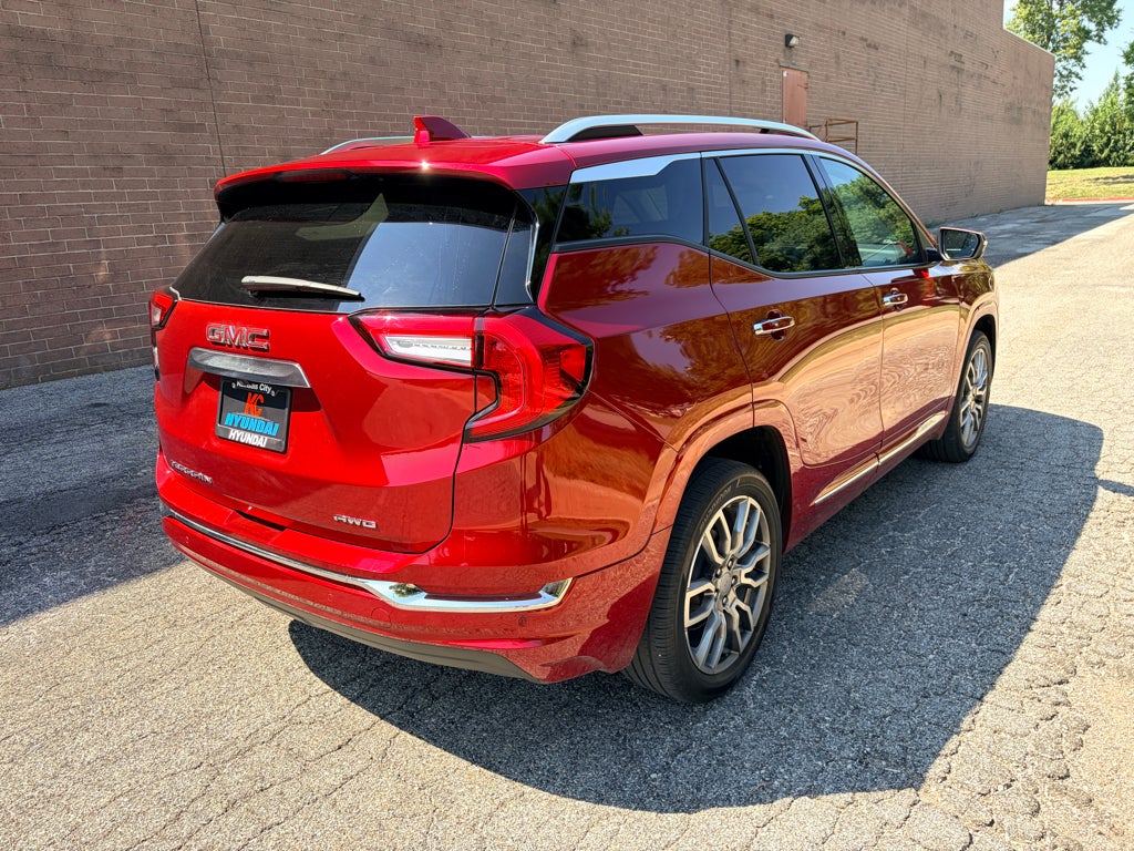 2023 GMC Terrain Denali