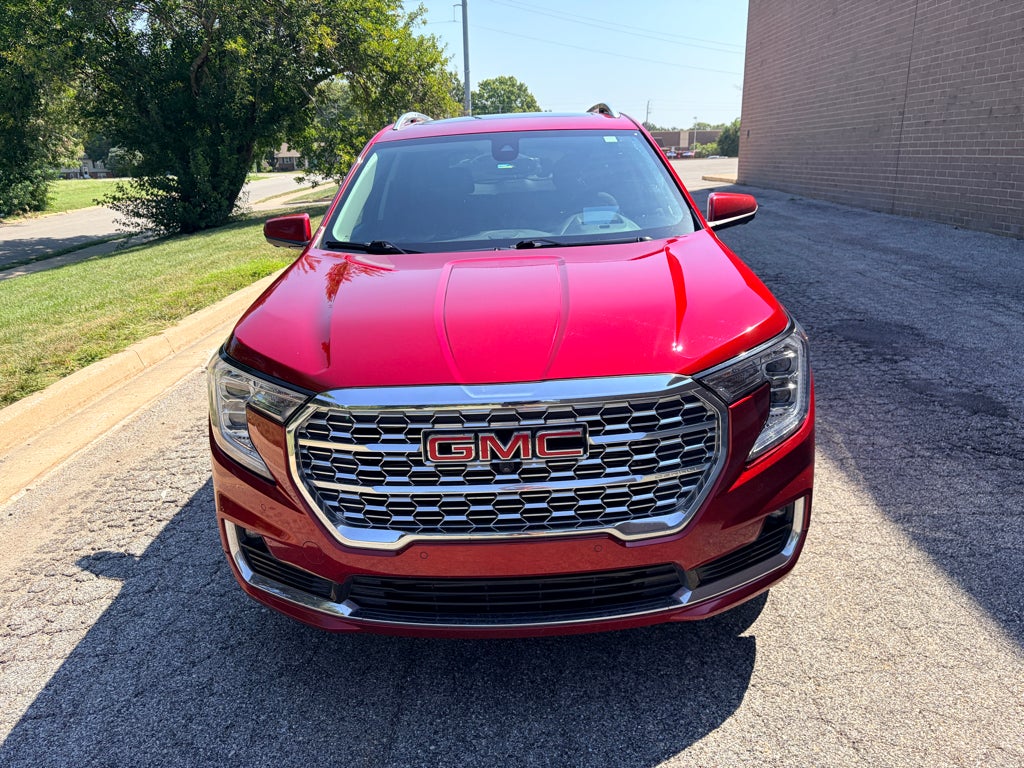 2023 GMC Terrain Denali