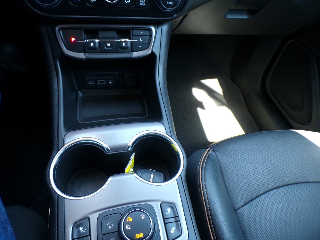 2023 GMC Terrain AT4