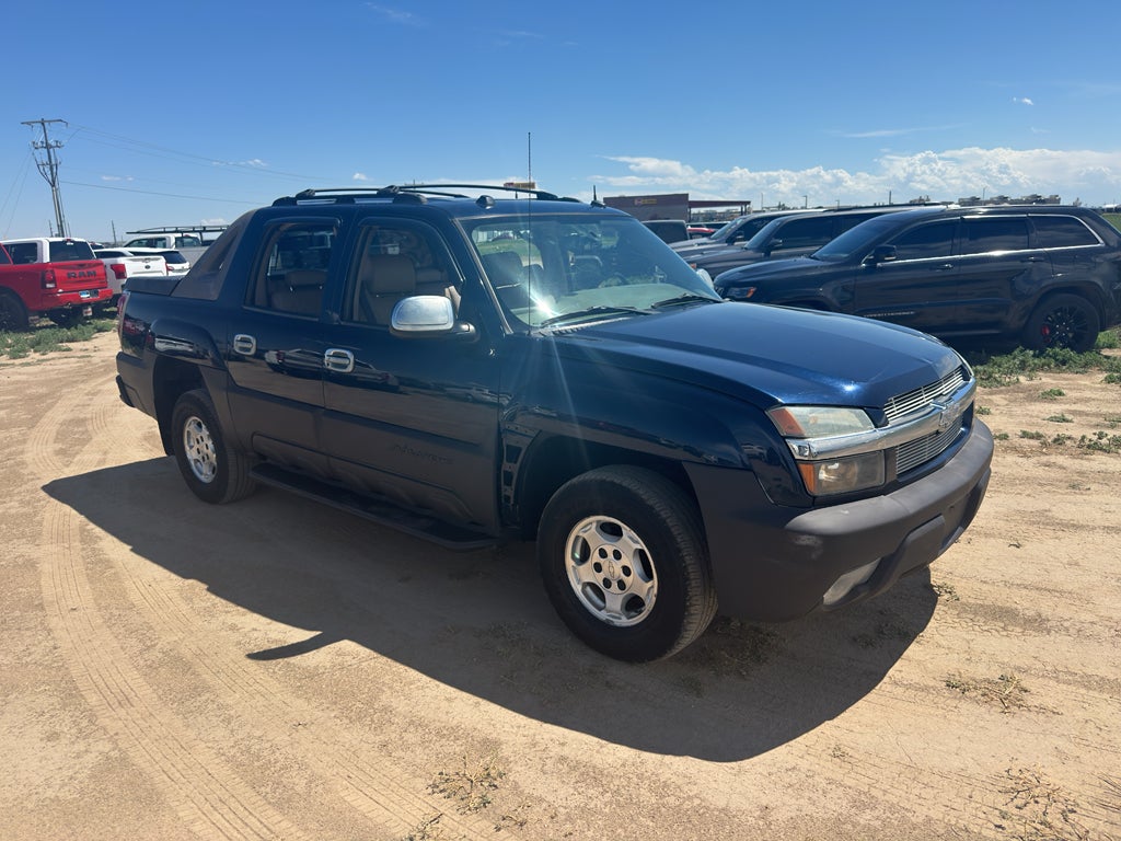 2004 Chevrolet Avalanche Base