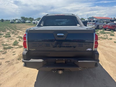 2004 Chevrolet Avalanche Base