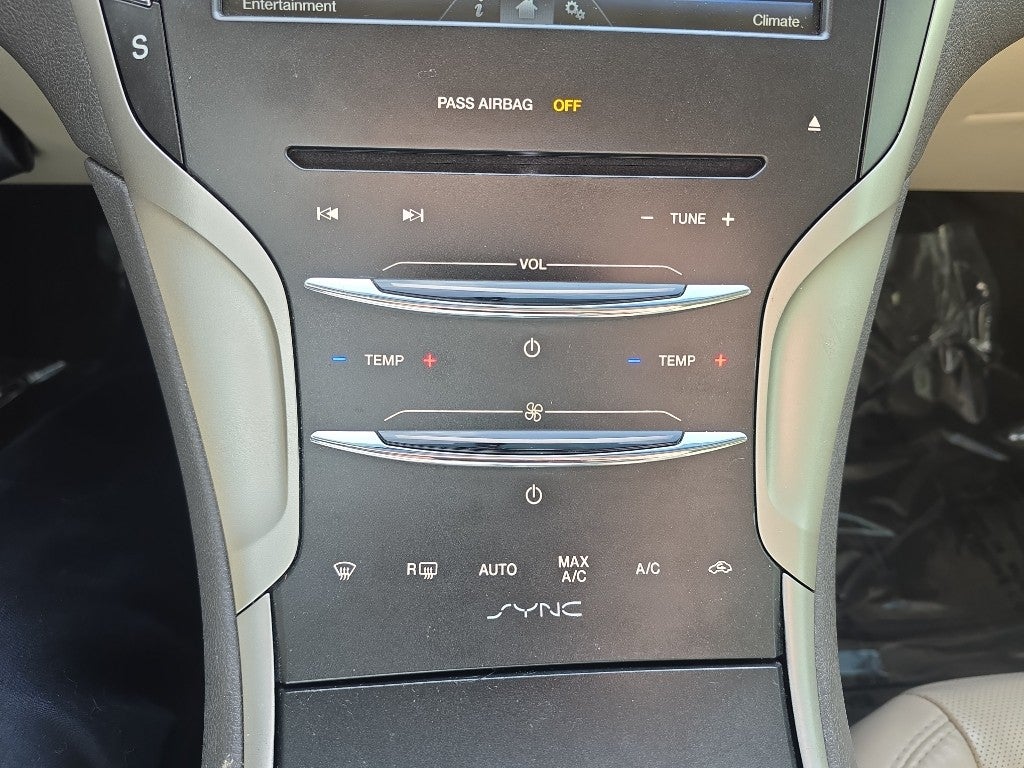 2016 Lincoln MKZ Base
