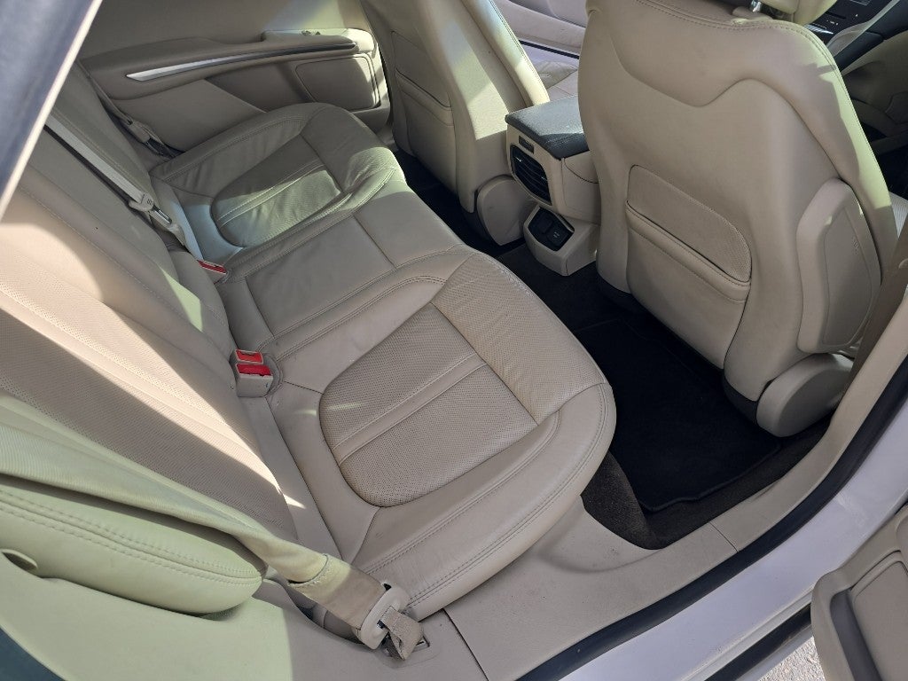 2016 Lincoln MKZ Base