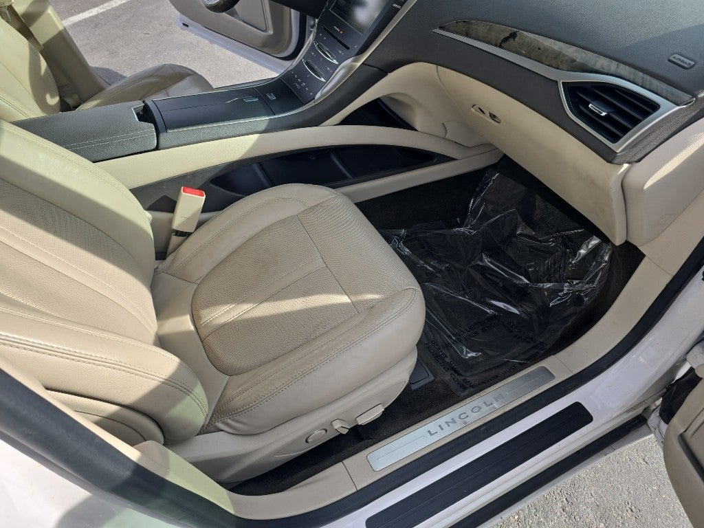 2016 Lincoln MKZ Base