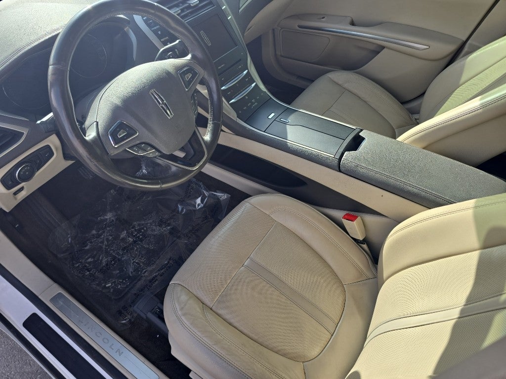 2016 Lincoln MKZ Base