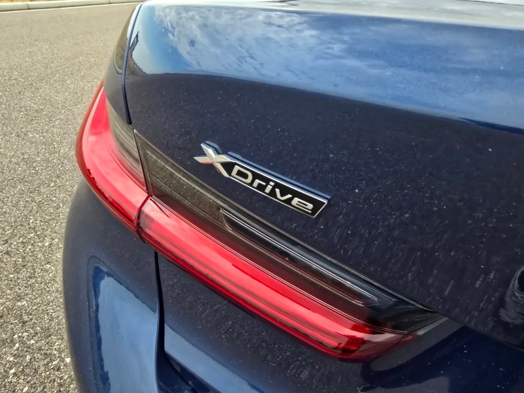 2021 BMW 3 Series 330e xDrive