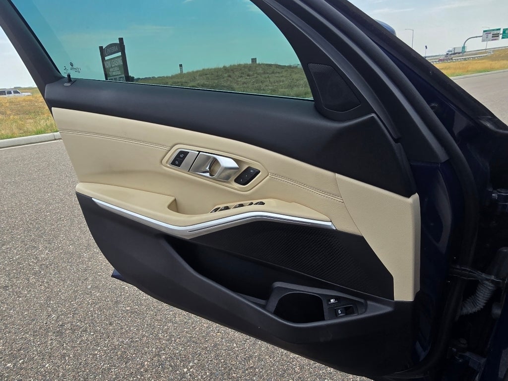 2021 BMW 3 Series 330e xDrive