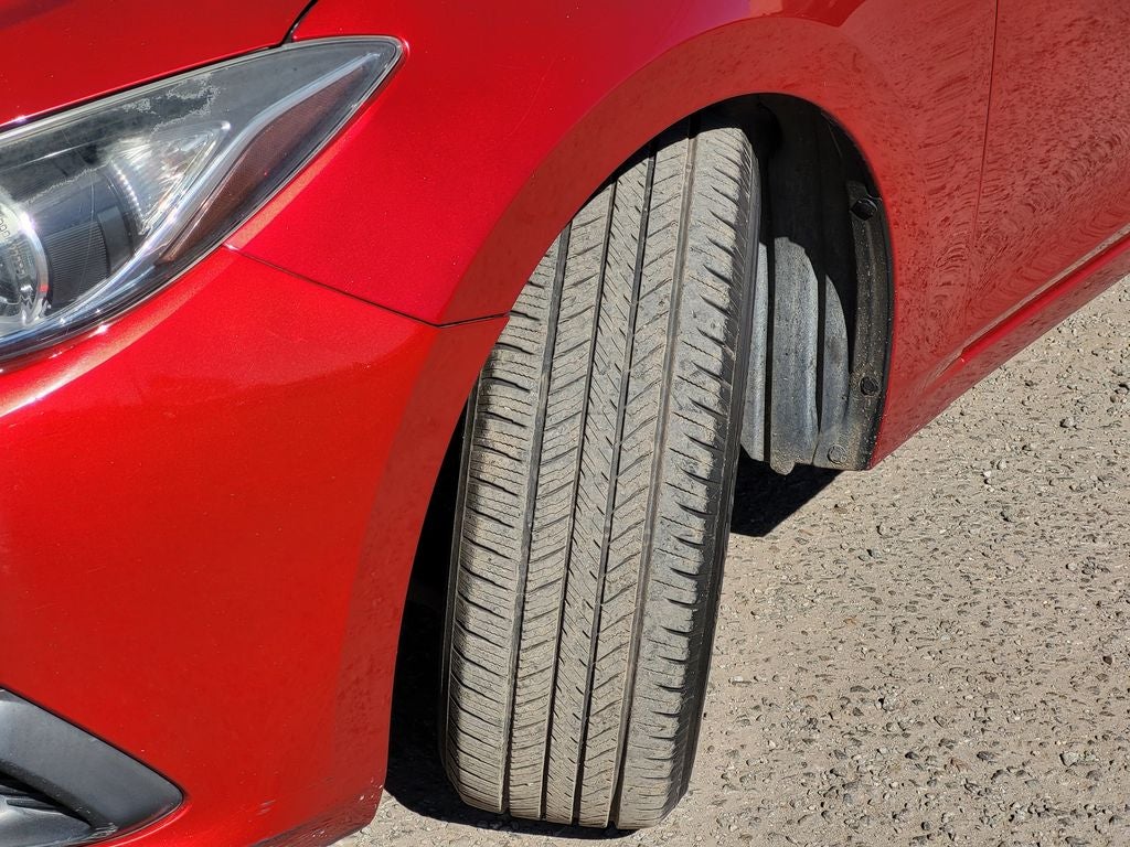 2014 Mazda Mazda3 i Touring w/SKYACTIV-G