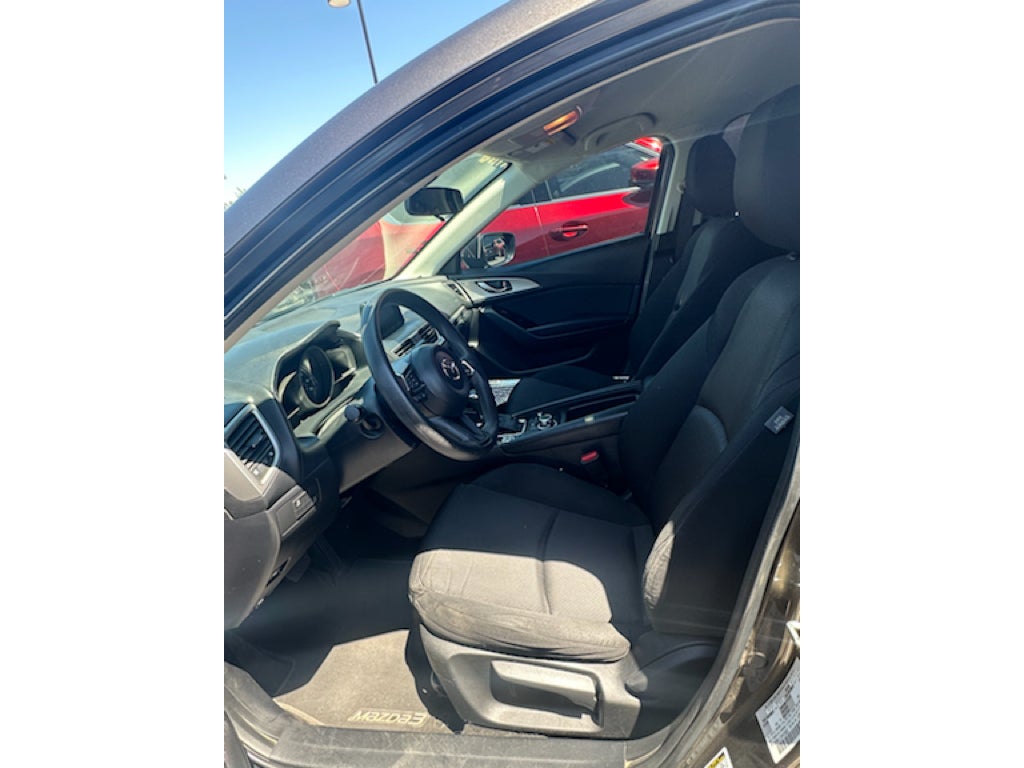 2017 Mazda Mazda3 4-Door Sport
