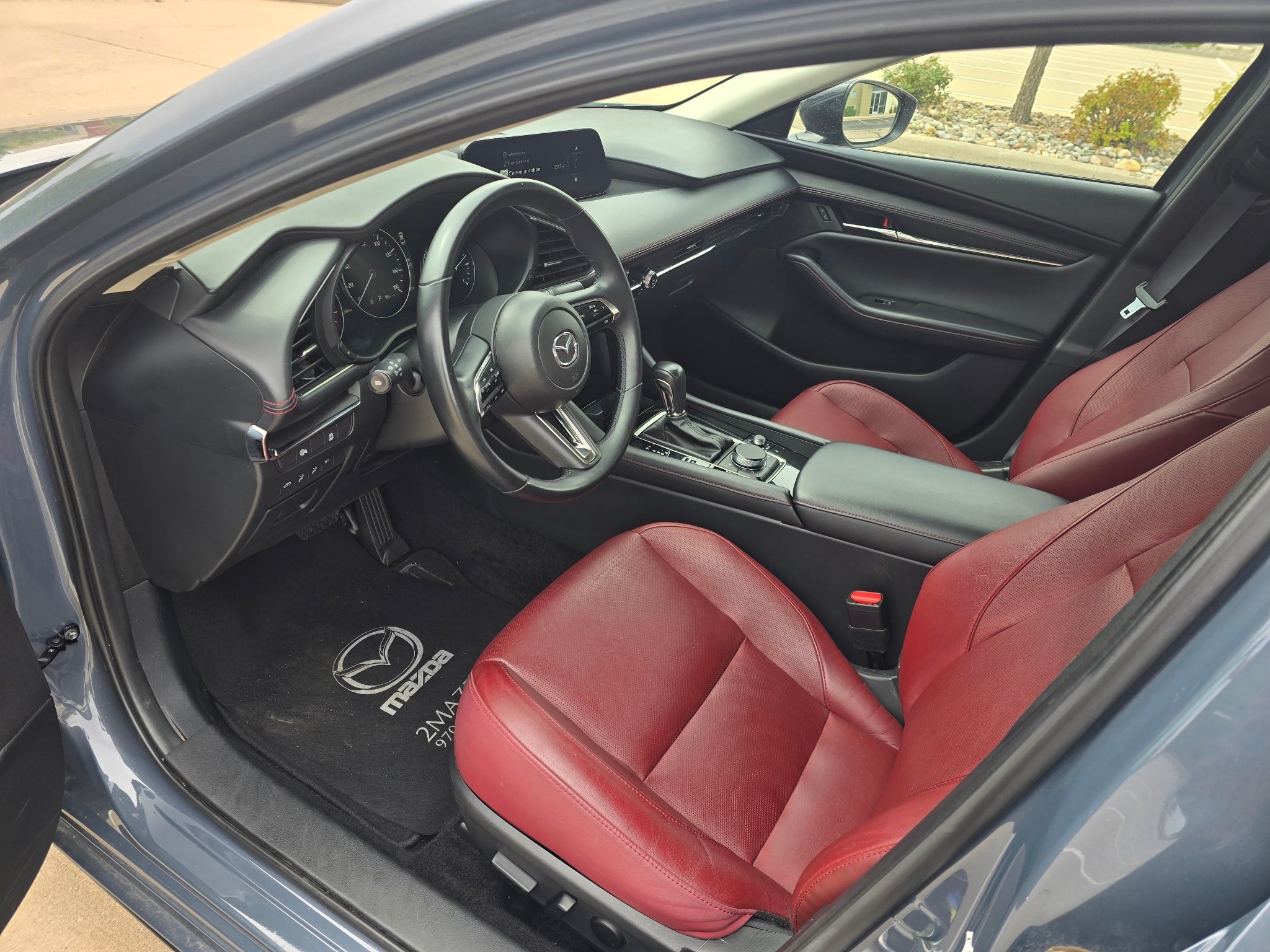 2025 Mazda Mazda3 Sedan 2.5 S Carbon Edition