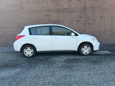 2011 Nissan Versa 1.8 S