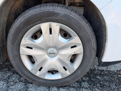 2011 Nissan Versa 1.8 S