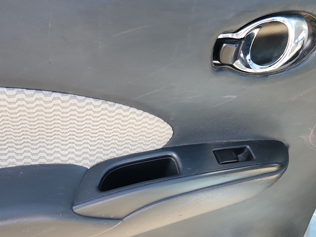 2015 Nissan Versa Note SV