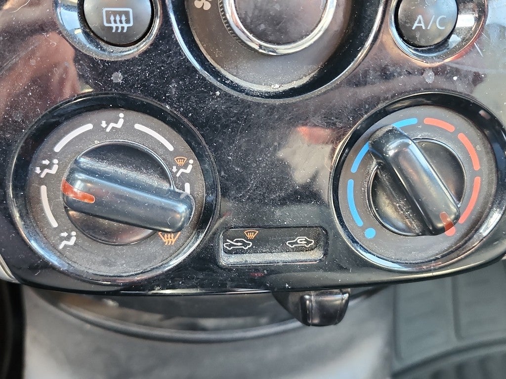 2015 Nissan Versa Note SV