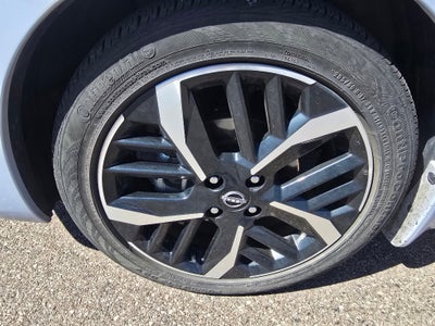 2024 Nissan Versa SR