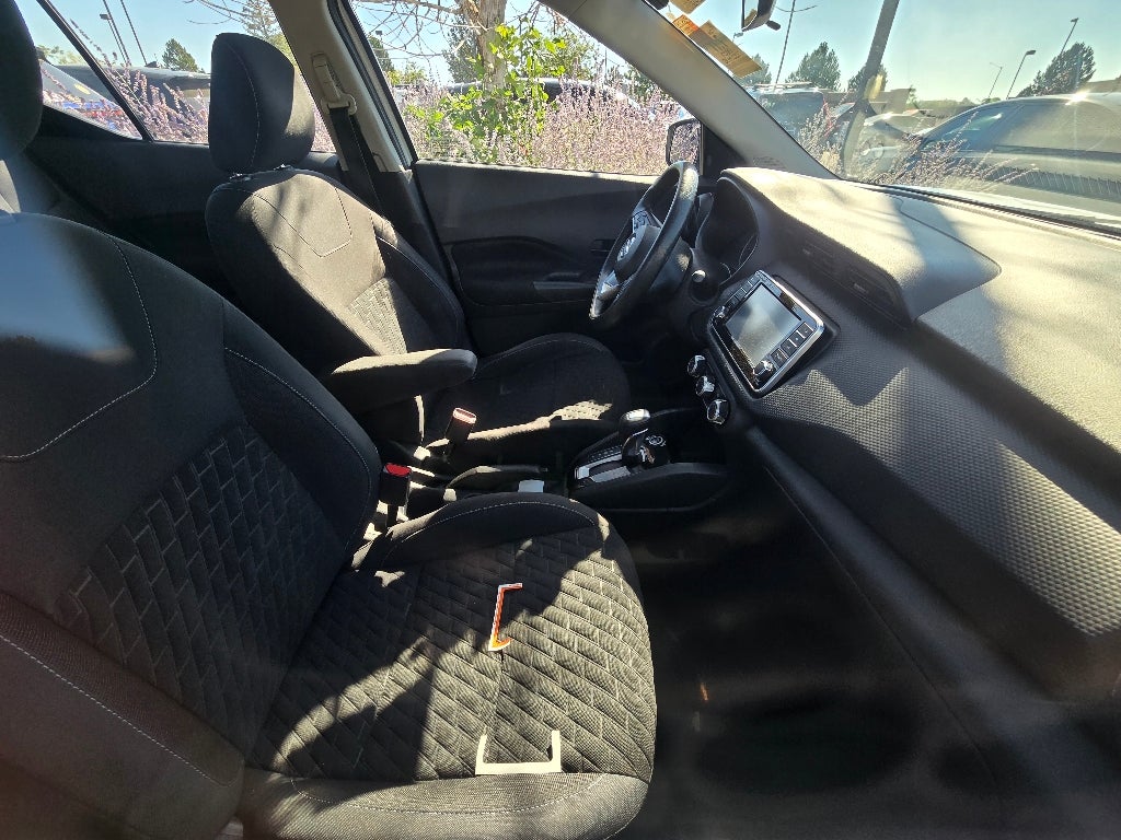 2021 Nissan Kicks S