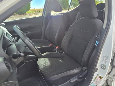 2021 Nissan Kicks S