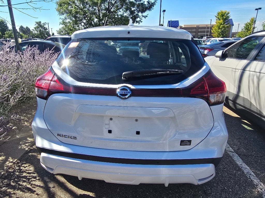 2021 Nissan Kicks S