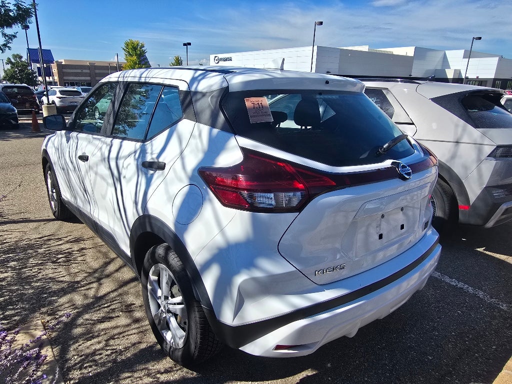 2021 Nissan Kicks S