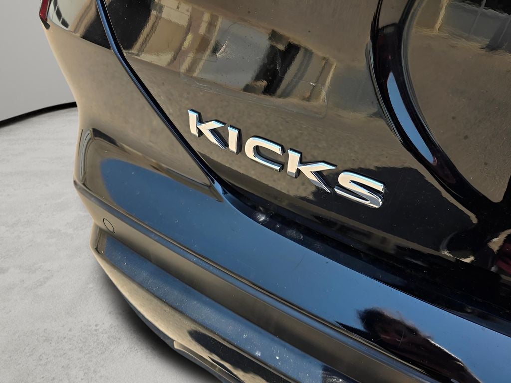 2025 Nissan Kicks Play S