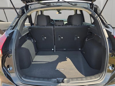 2025 Nissan Kicks Play S