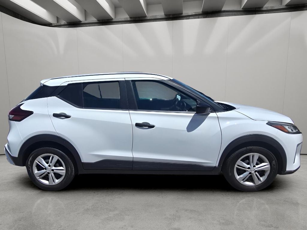 2023 Nissan Kicks S