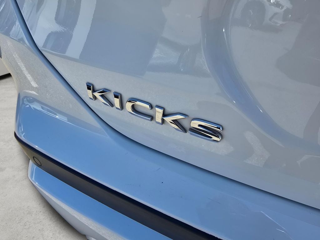 2023 Nissan Kicks S