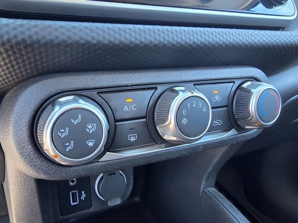 2023 Nissan Kicks S