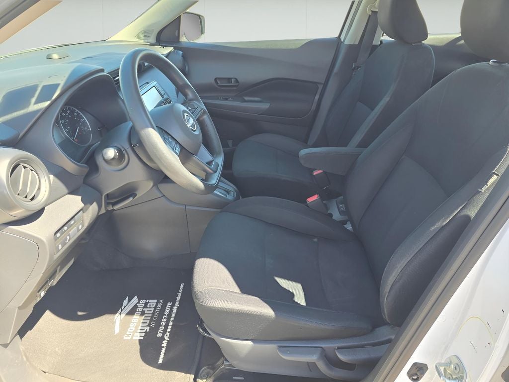 2023 Nissan Kicks S
