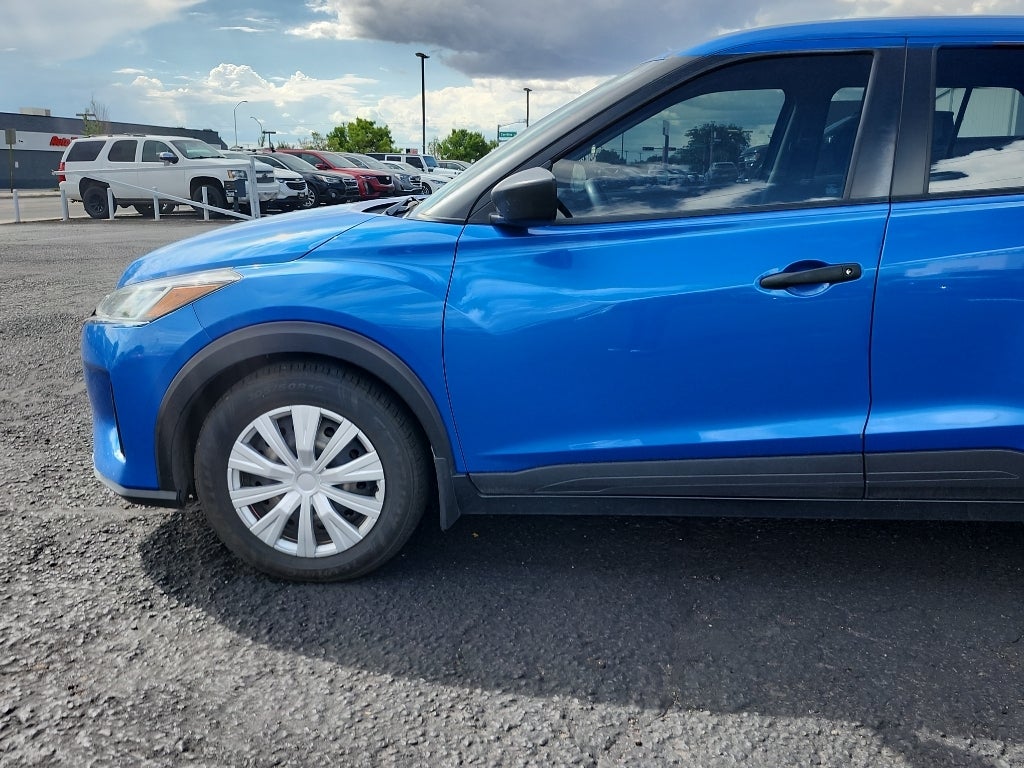 2022 Nissan Kicks S