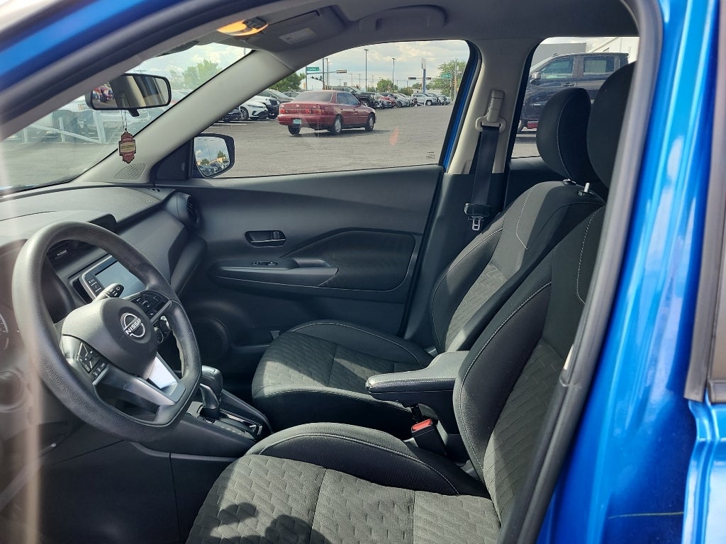 2022 Nissan Kicks S