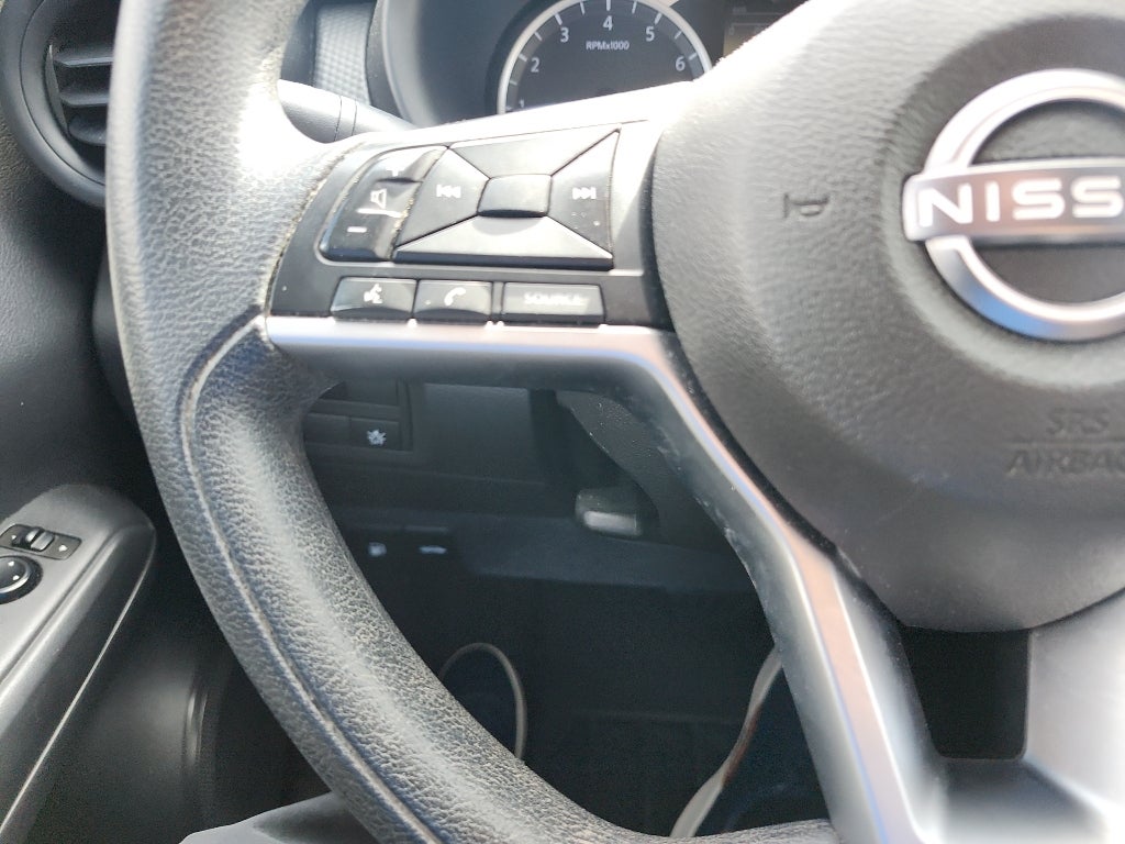 2022 Nissan Kicks S