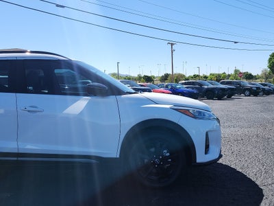 2024 Nissan Kicks SR