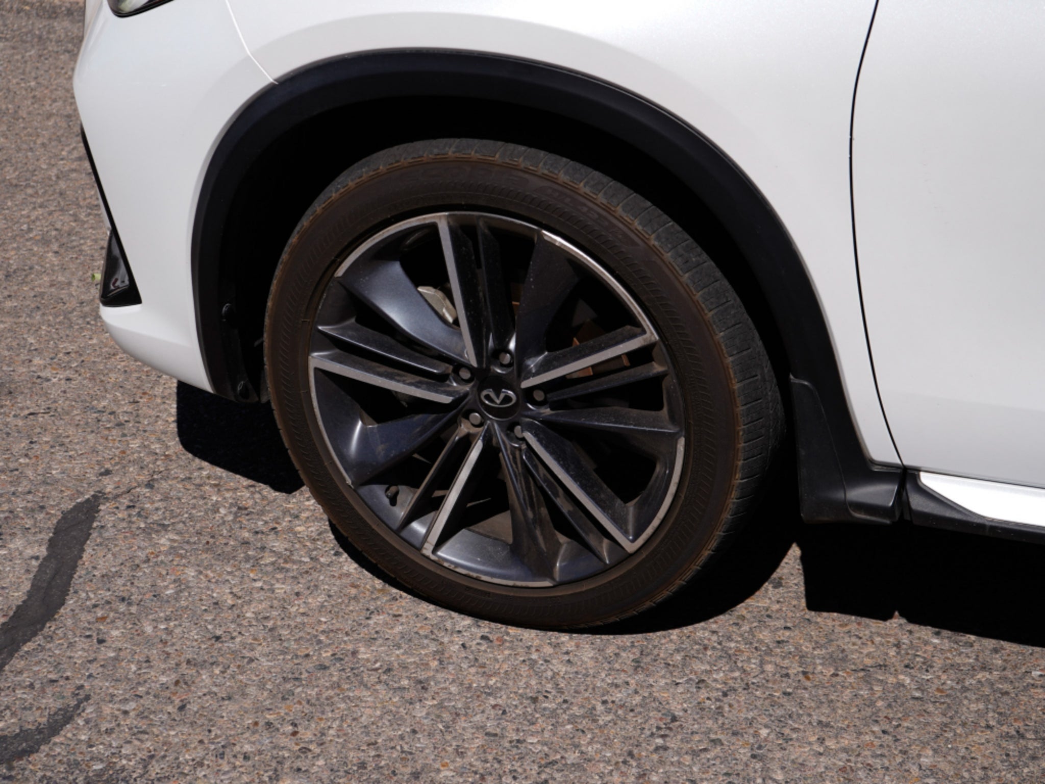 2023 INFINITI QX55 ESSENTIAL