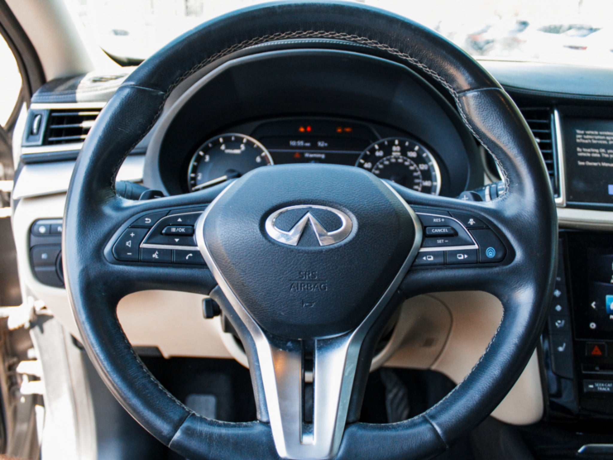 2019 INFINITI QX50 ESSENTIAL