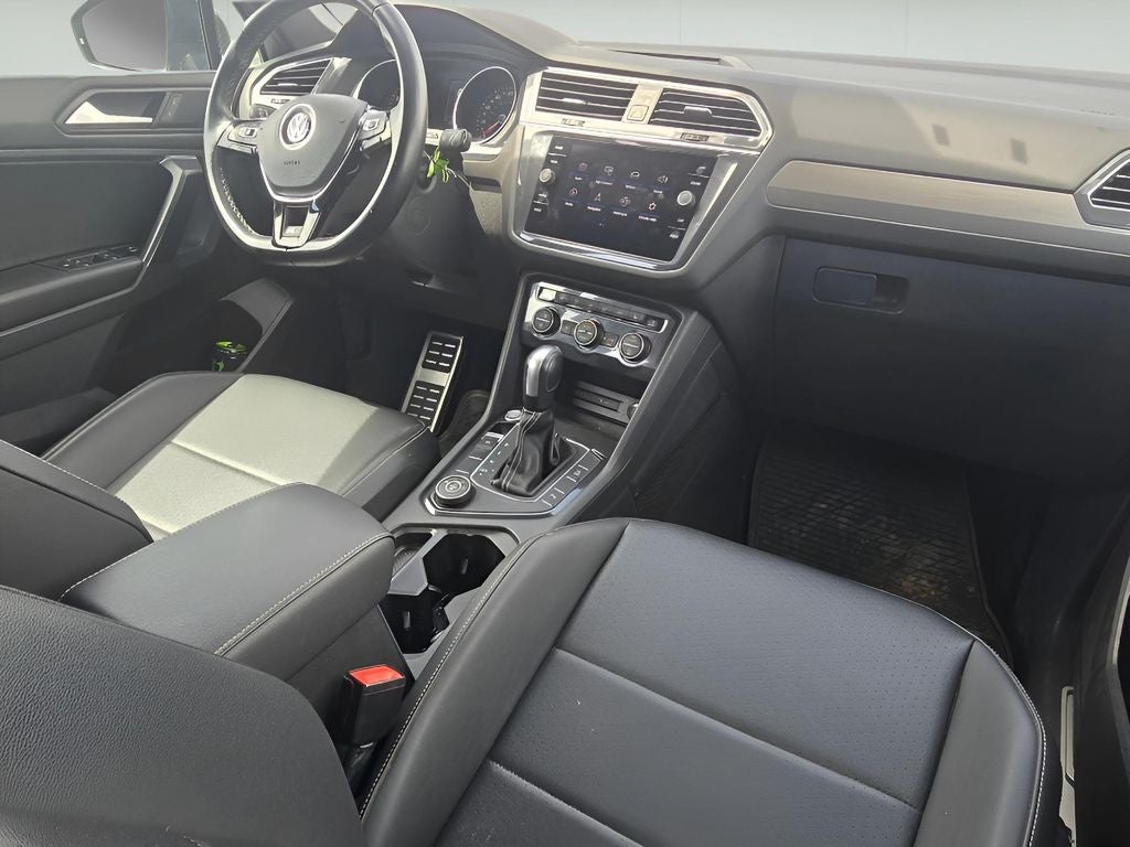 2021 Volkswagen Tiguan SE R-Line Black