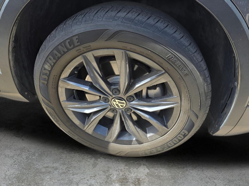 2022 Volkswagen Tiguan SE