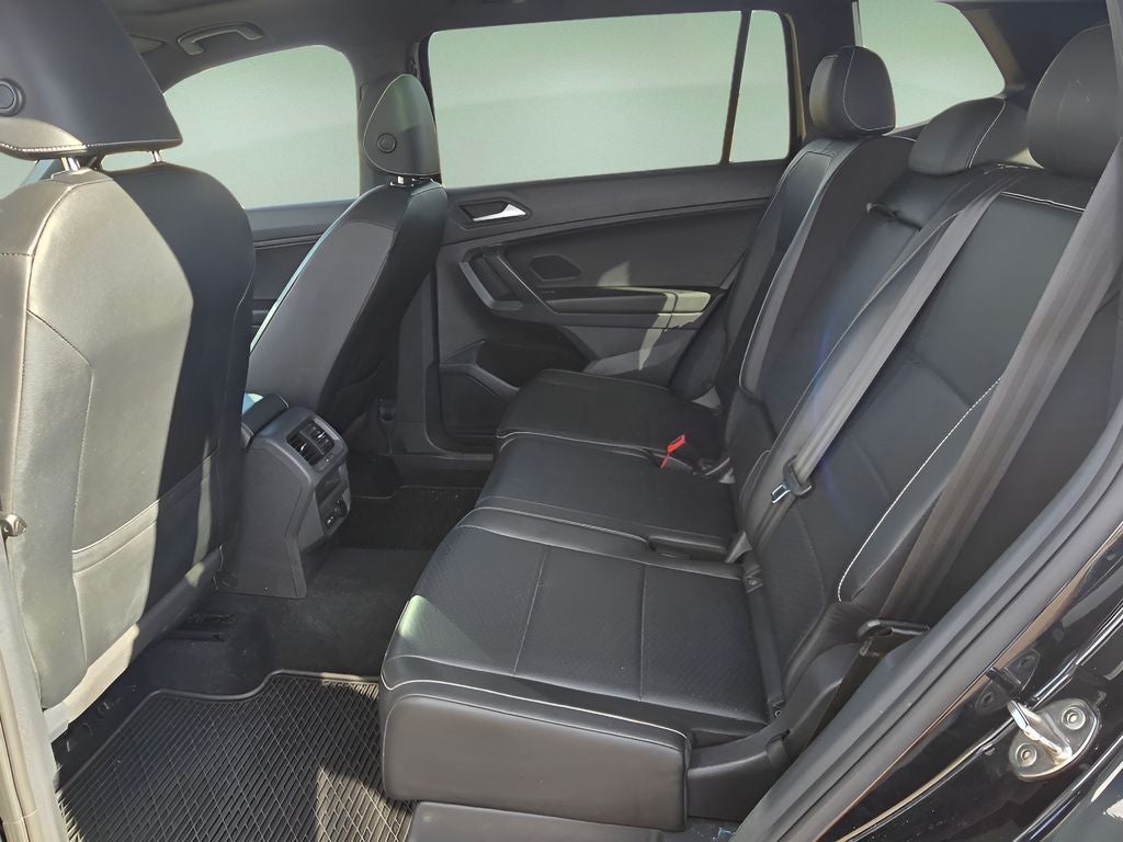 2021 Volkswagen Tiguan SE R-Line Black