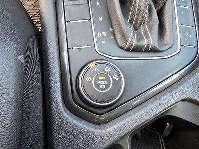 2021 Volkswagen Tiguan SE R-Line Black