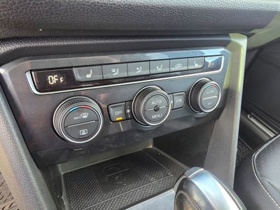 2021 Volkswagen Tiguan SE R-Line Black