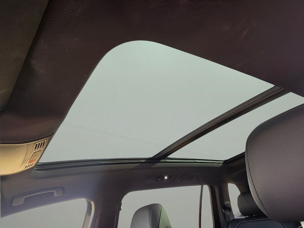 2021 Volkswagen Tiguan SE R-Line Black