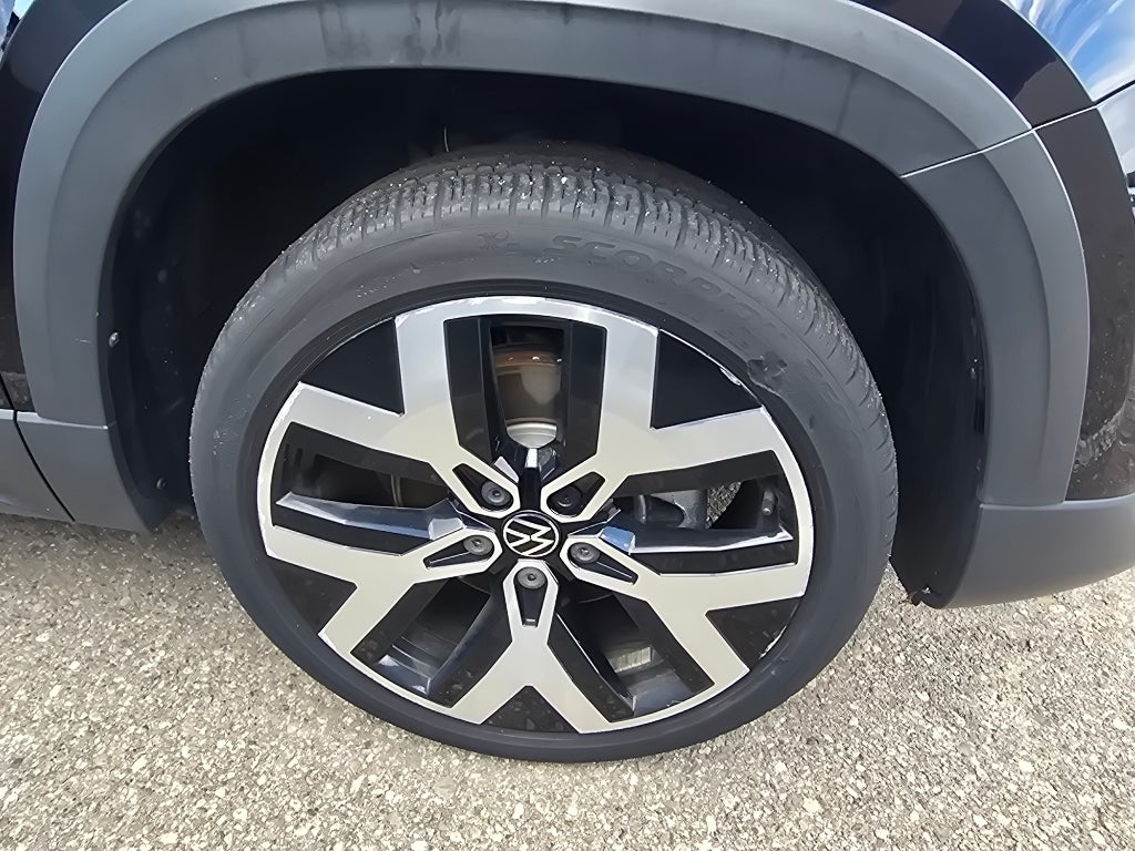 2023 Volkswagen Taos SEL