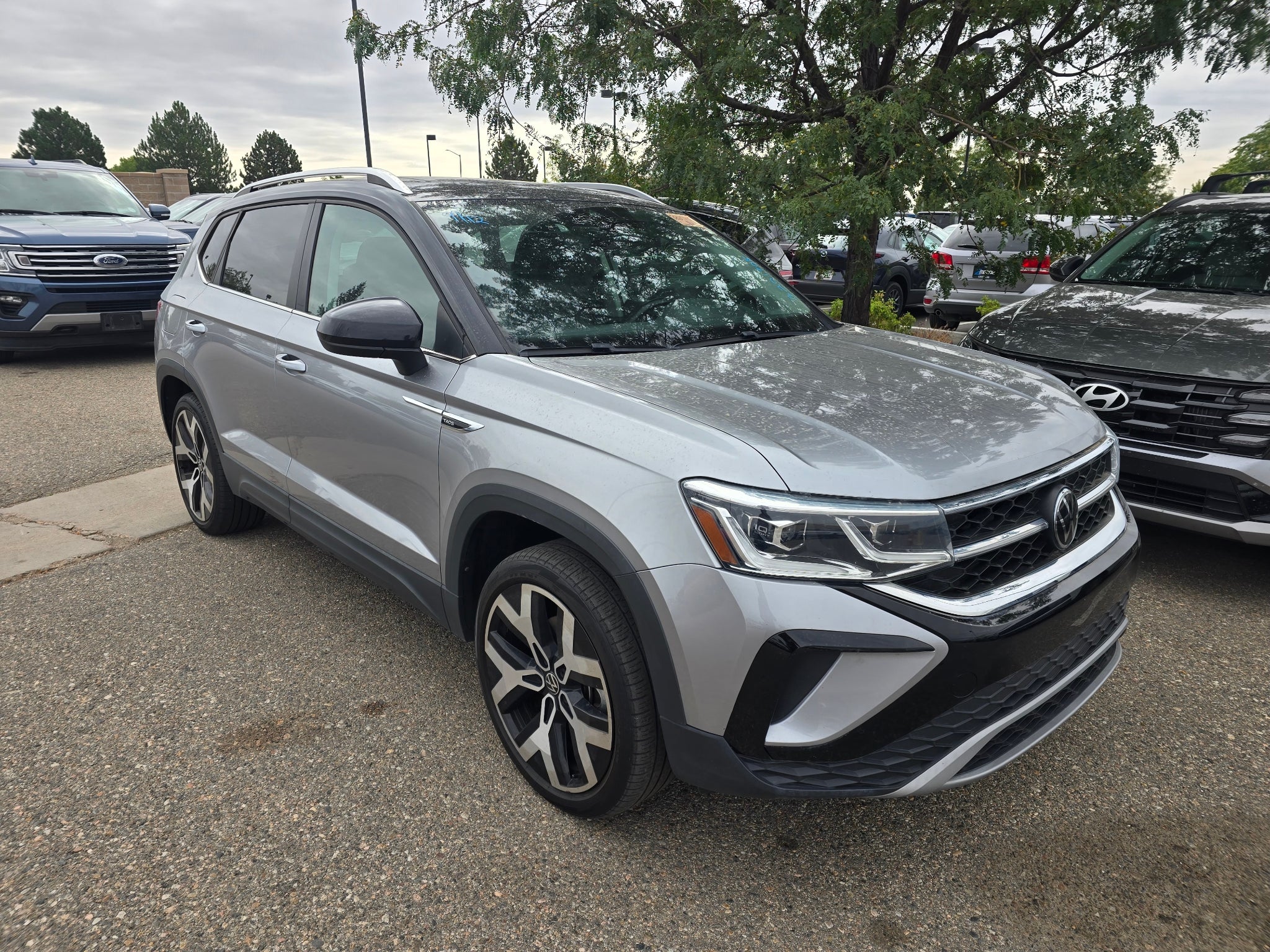2023 Volkswagen Taos SEL