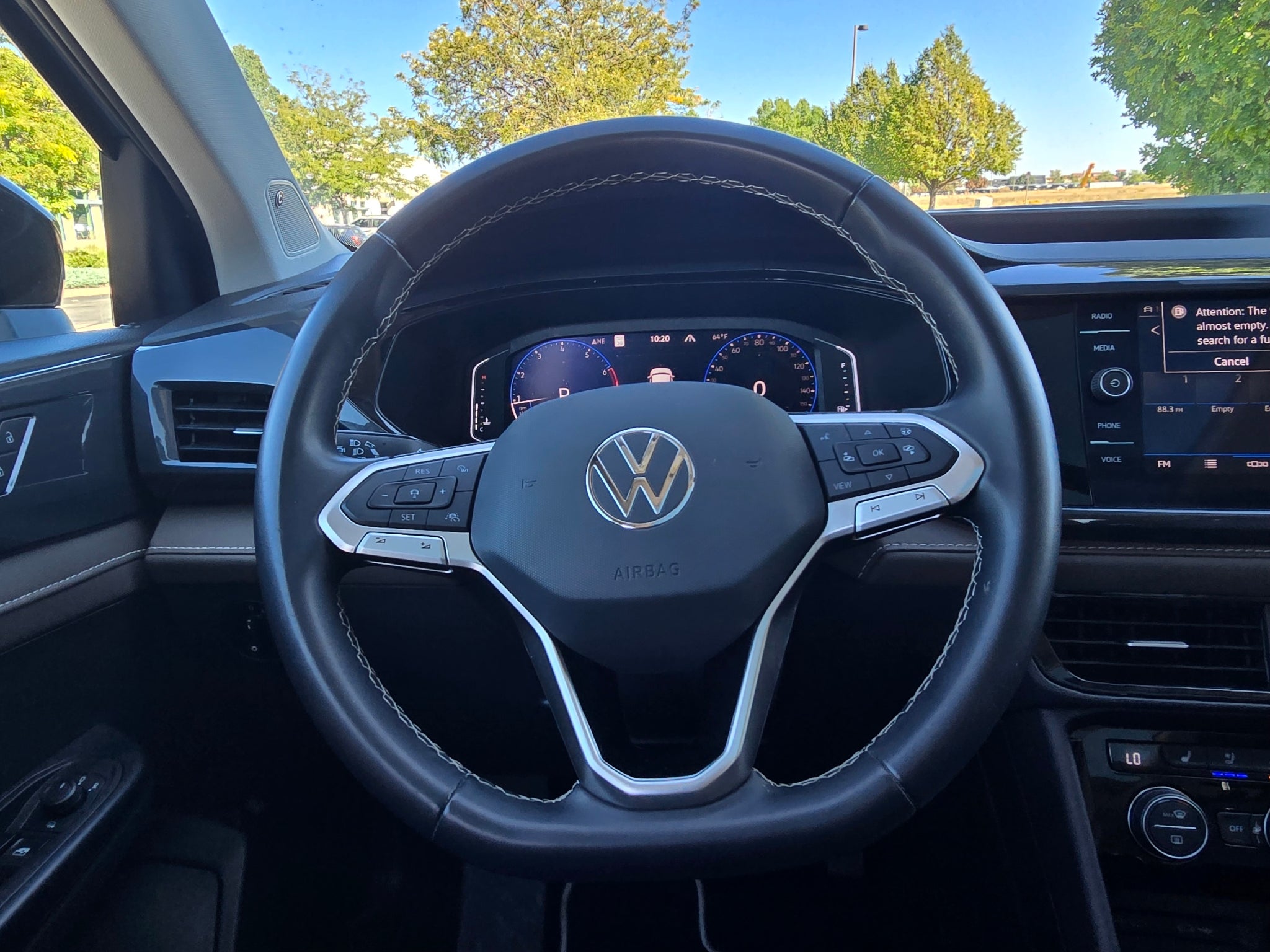 2023 Volkswagen Taos SEL
