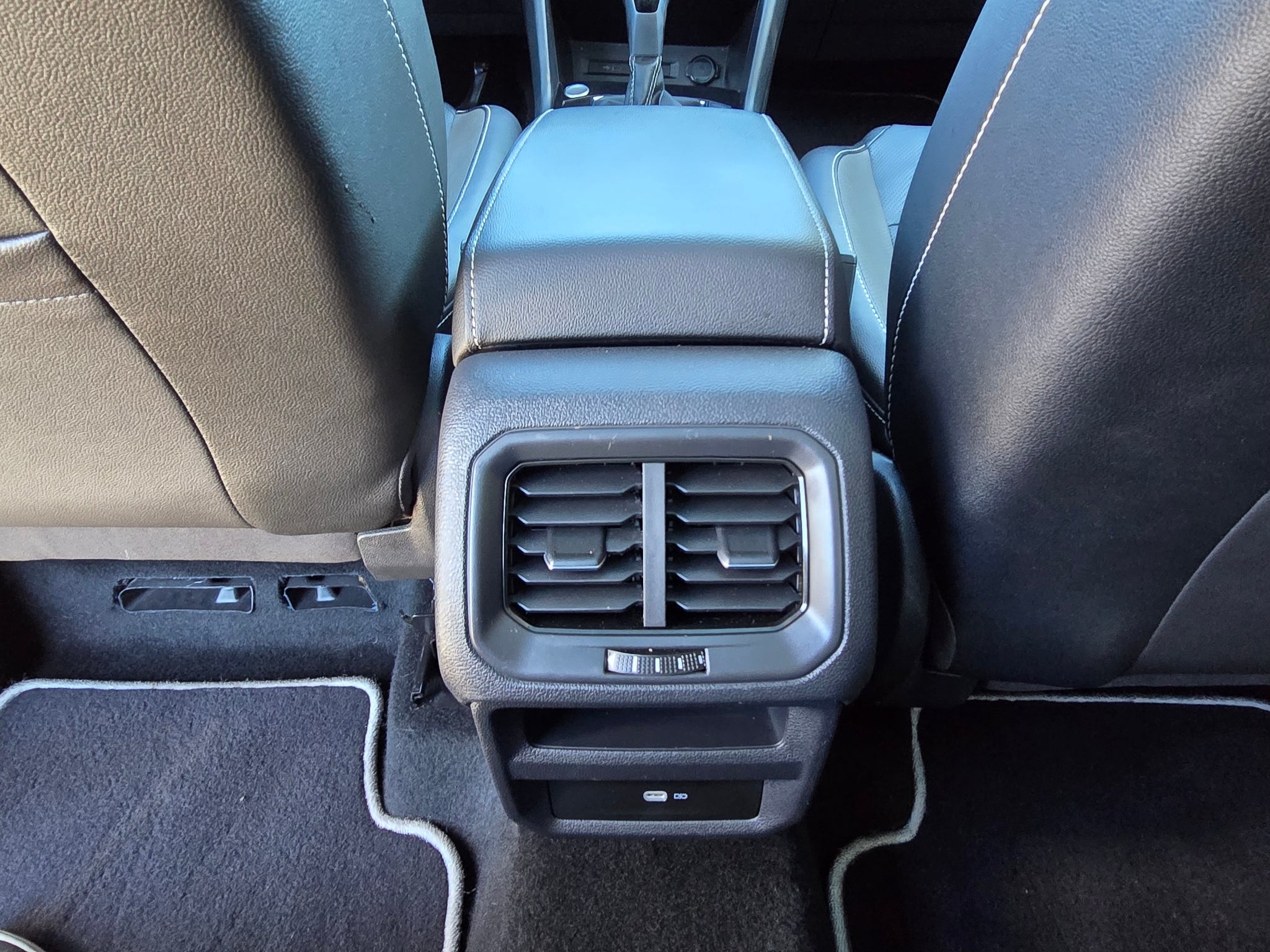 2023 Volkswagen Taos SEL