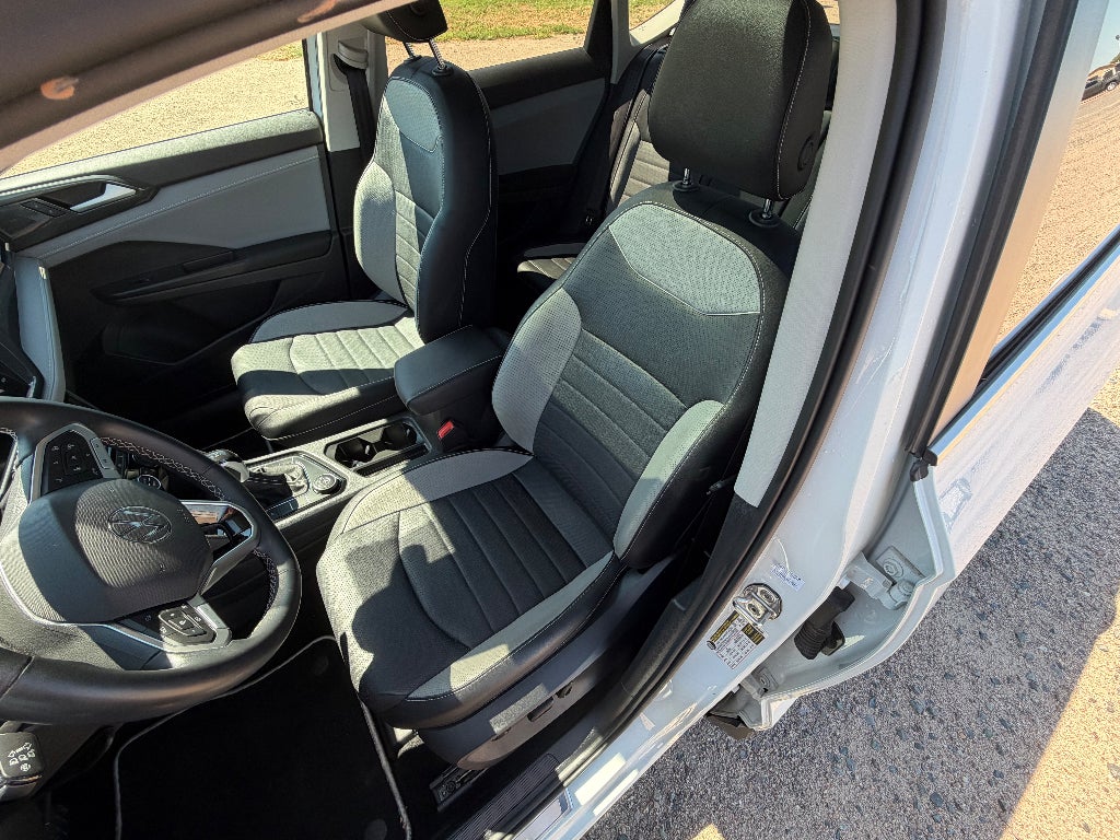 2023 Volkswagen Taos SEL